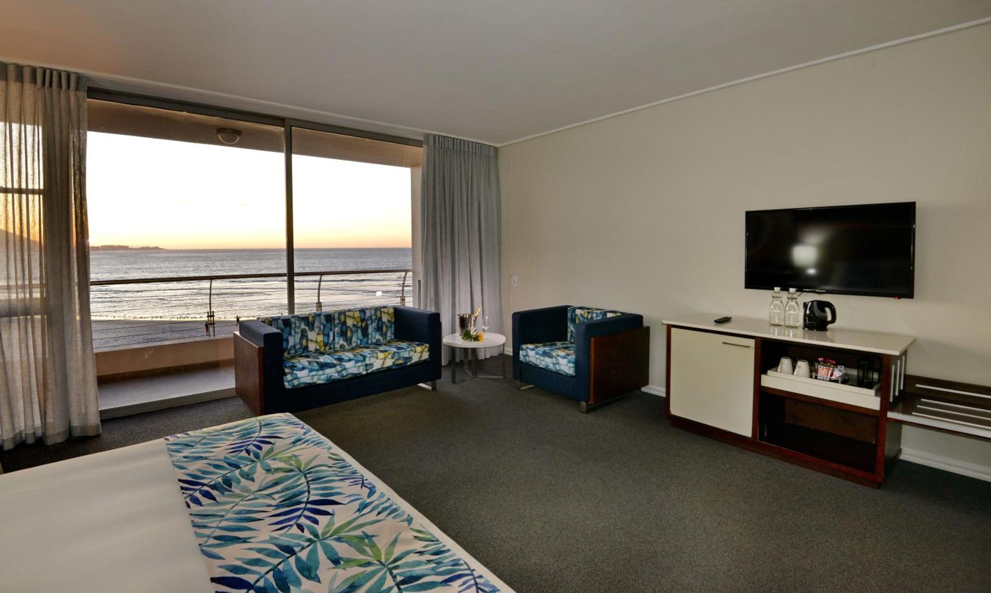 Lagoon Beach Hotel & Spa Le Cap Extérieur photo
